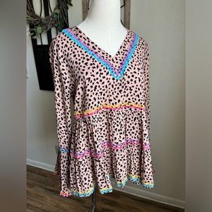 Savanna Jane colorful spotted embroidered top New with Tags size medium